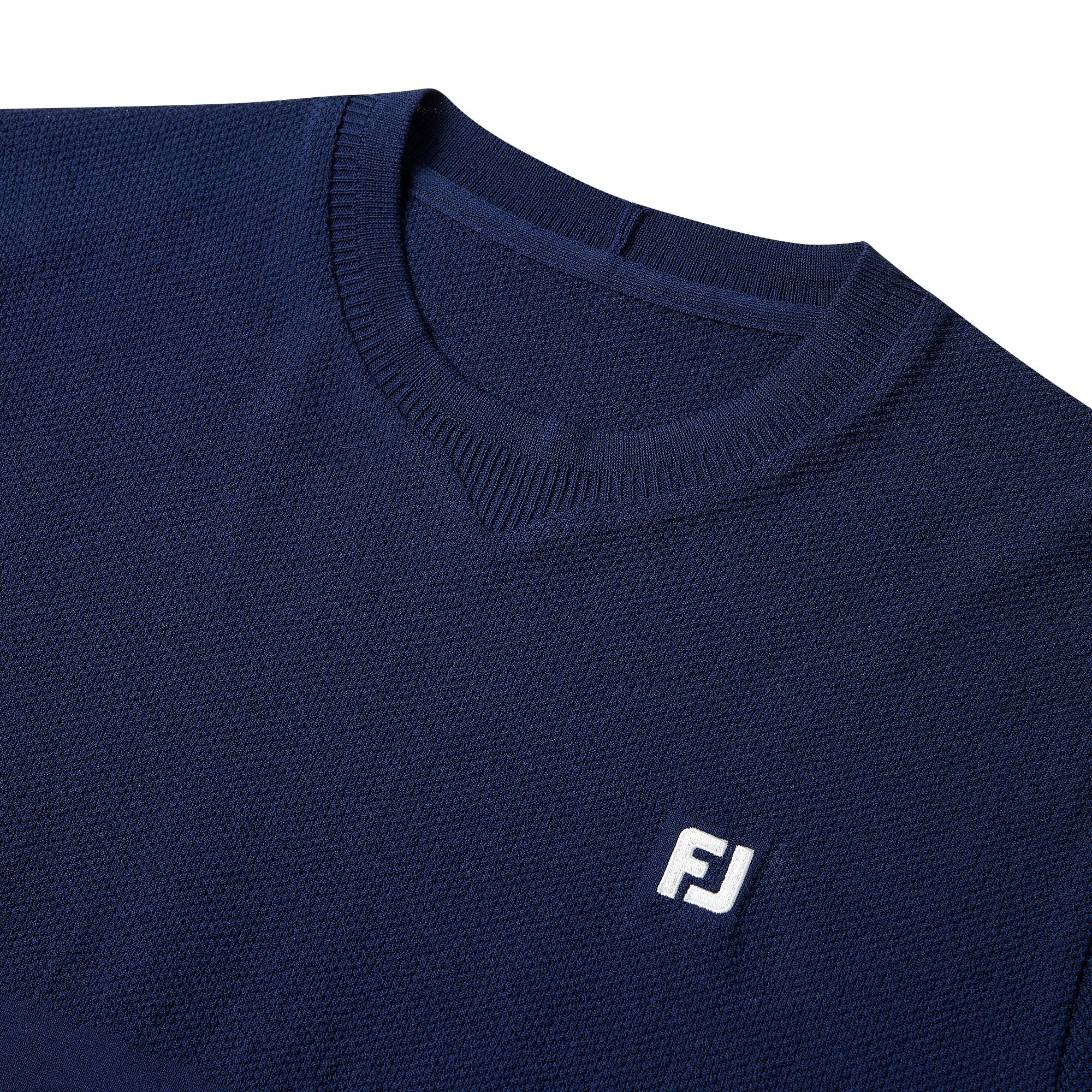 에센셜 크루넥 스웨터